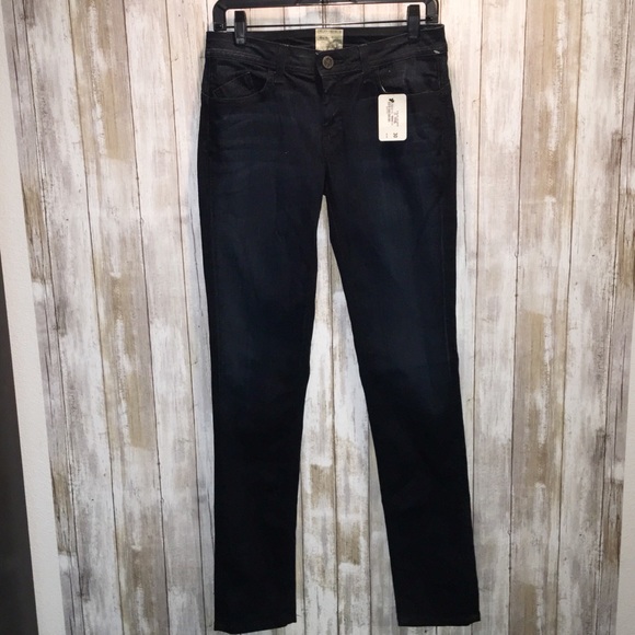 NEW DYLAN GEORGE Dark Wash Straight Leg Je… - Picture 4 of 7